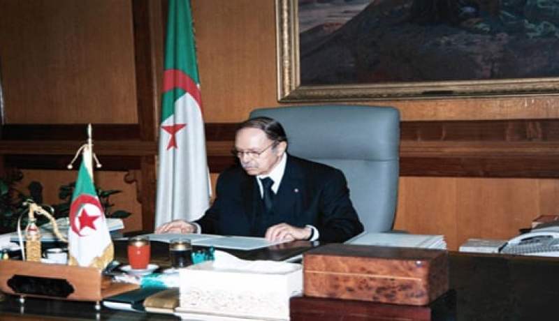 قانون الأحزاب جديد علي طاولة رئيس الجمهورية