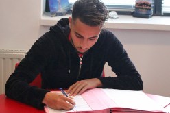 “ليل” يربط الجزائري الأصل فرج إلى غاية 2022