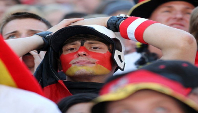 مطالب بحرمان المشجعين الخطرين من حضور المباريات مدى الحياة في ألمانيا