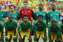 مونديال 2010: جنوب إفريقيا مدعومة بالفوفوزيلا تريد الاقتراب من الدور الثاني