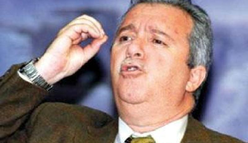 رباعين يرفض الانضمام إلى التكتل الحزبي