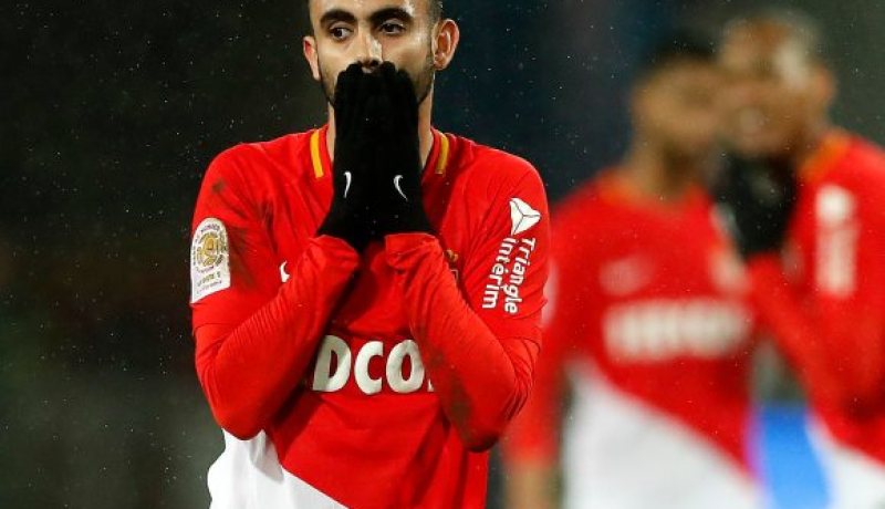 “ليستر سيتي” يتجه لصرف النظر عن غزال