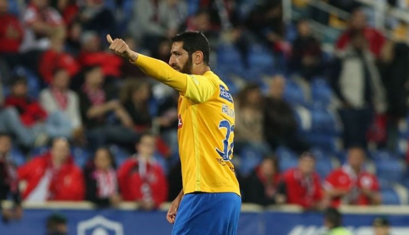 حليش ينال الثناء في البرتغال !