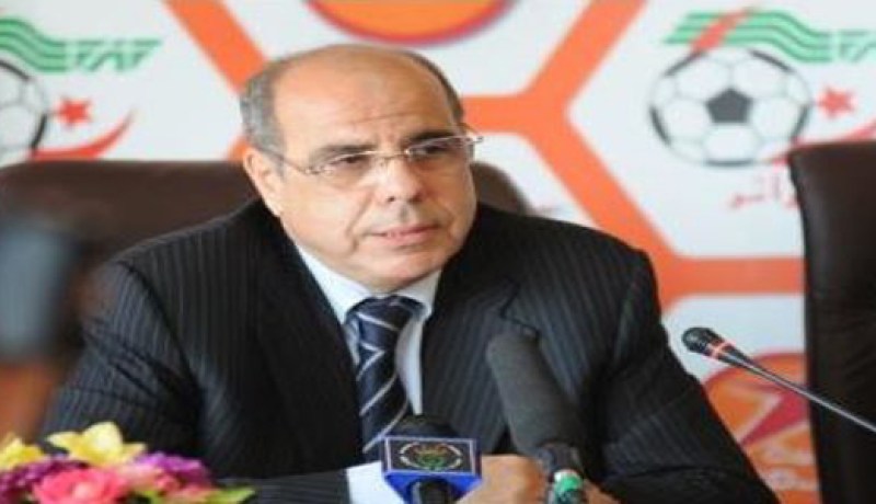 روراوة: “أرضية ملعب بانغول كارثيّة واللعب بالقلب هو الخيار الوحيد للفوز”
