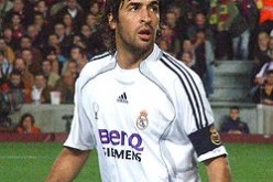 راؤول يتفوق على تشافي في استفتاء ماركا لأفضل لاعب في تاريخ إسبانيا