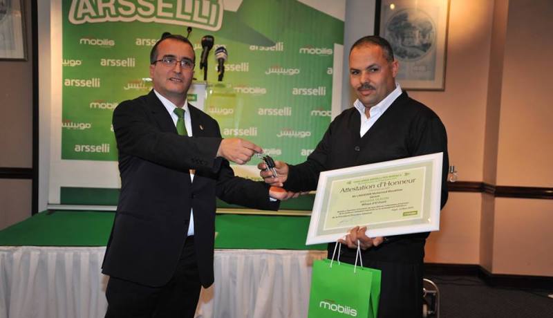 Mobilis  بالفيديو تكرم أفضل عشر نقاط بيع عبر التراب الوطني