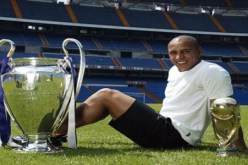 روبرتو كارلوس يقول انه سيعتزل اللعب نهاية العام الجاري