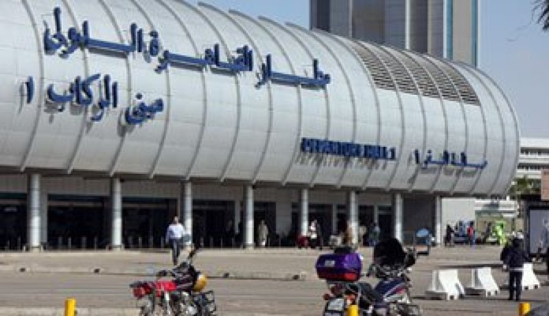 حالة استنفار فى مطار القاهرة بعد سقوط 16 شهيداً فى هجوم رفح