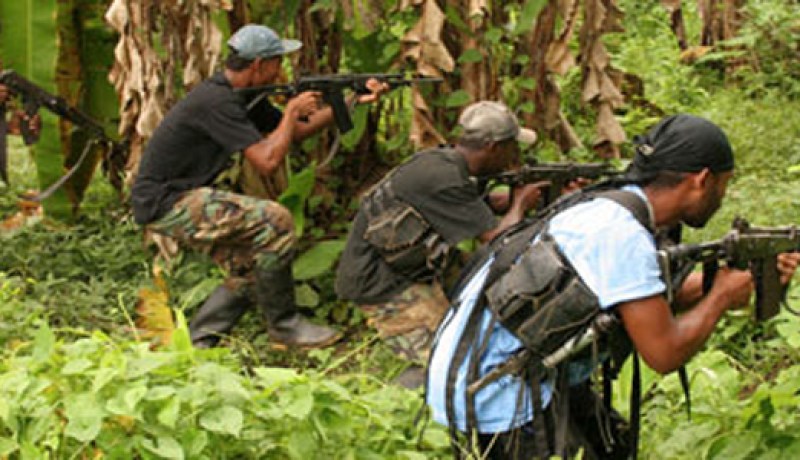 ثوار كولومبيون يهاجمون منشأة رادار و يعطلون رحلات الطيران