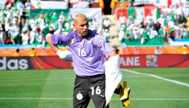 مونديال-2010 :الحارس شاوشي يغيب عن مباراة الجزائر ضد أنجلترا