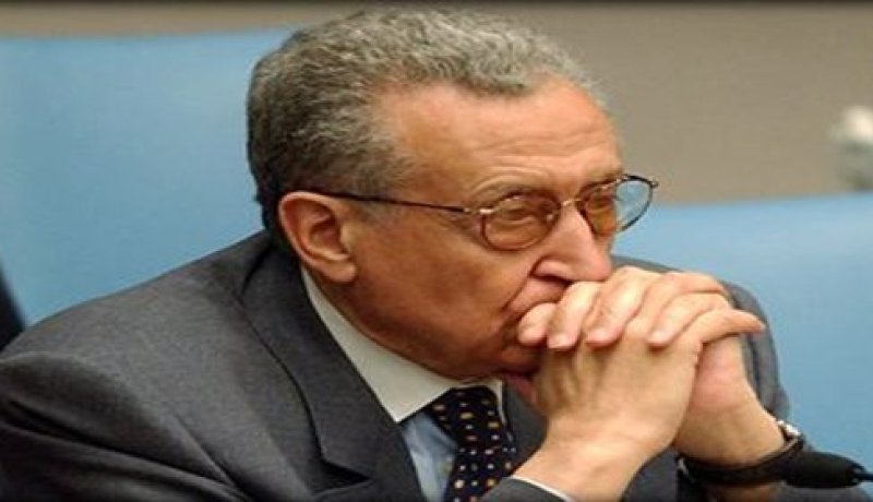 الأخضر الإبراهيمى يصل سوريا ويشدد على ضرورة وقف الدماء