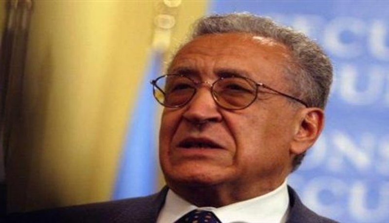 الأخضر الإبراهيمي يحض كل الأطرف في سوريا على وقف العنف