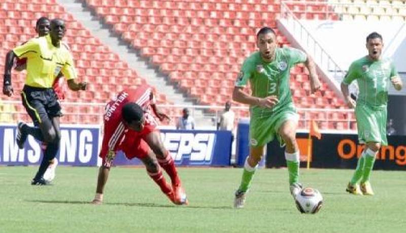 بلحاج يتعرض إلى الإغماء بعد الوصول إلى الفندق وأحدث طوارئ وسط اللاعبين