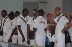 نجوم كبار‮.. ‬التواضع سمتهم والإبتسامة لا تفارقهم‮  ‬