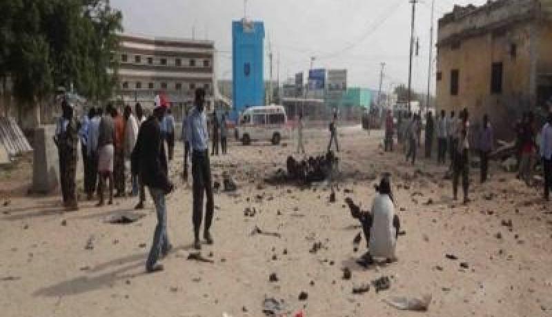 إصابة نائب رئيس الوزراء الصومالي ووزير النقل إثر اقتحام مسلحين فندقاً وسط مقديشو