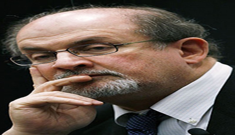 سلمان رشدي يغيب عن مهرجان أدبي في الهند