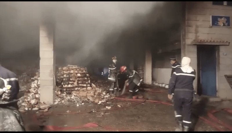 إندلاع حريق مهول بمستودع للأدوية ببني تامو في البليدة