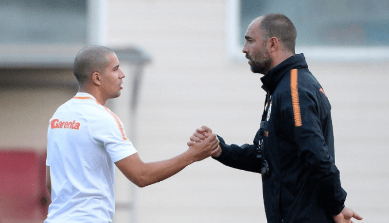 فيغولي يبدأ فصل آخر مع غلطة سراي !