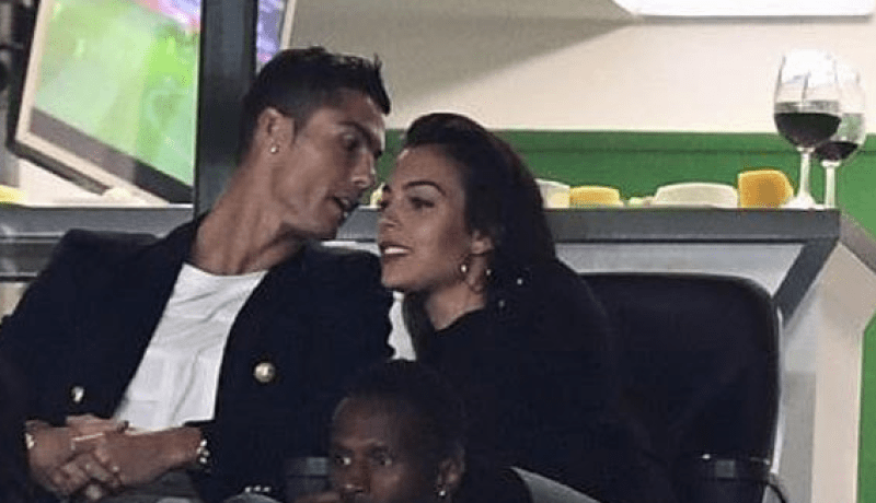 بالصور- كريستيانو يعود الى “الألفالادي”