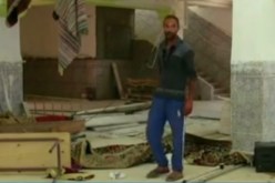 بالفيديو مجهولون  يعتدون على مسجد بحي لعميرات في براقي