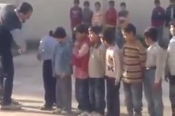 بالفيديوعندما يتجرد الاستاذ من القيم الاخلاقية