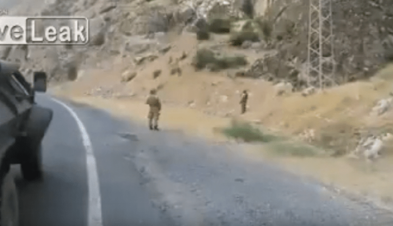بالفيديو…قناص كردي يطلق النار على جنود أتراك