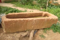 اكتشاف تابوت حجري نادر كان يستعمل في دفن الموتى خلال الحضارة الرومانية