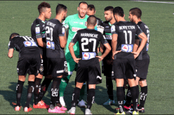 وفاق سطيف يقرر إبعاد 3 لاعبين عن التدريب