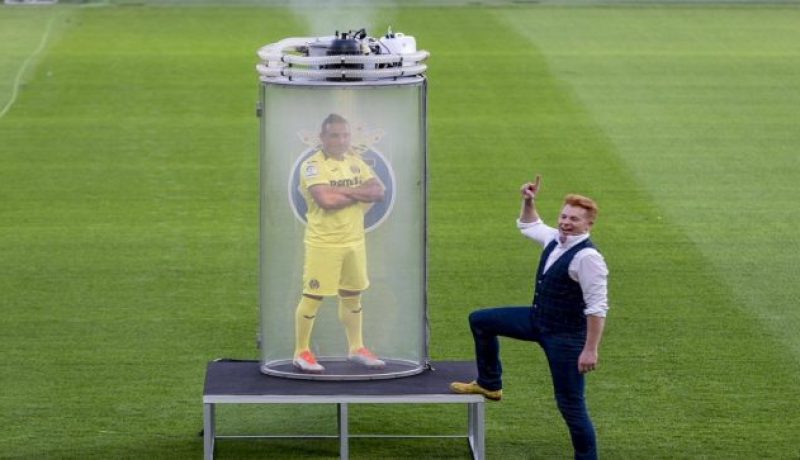 بالفيديو..ساحر يقدّم “كازورلا” لجماهير فياريال بطريقة عجيبة !