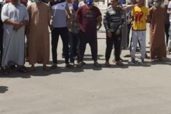 التجار يقطعون الطريق احتجاجا على تحويل السوق في قصر الشلالة بتيارت