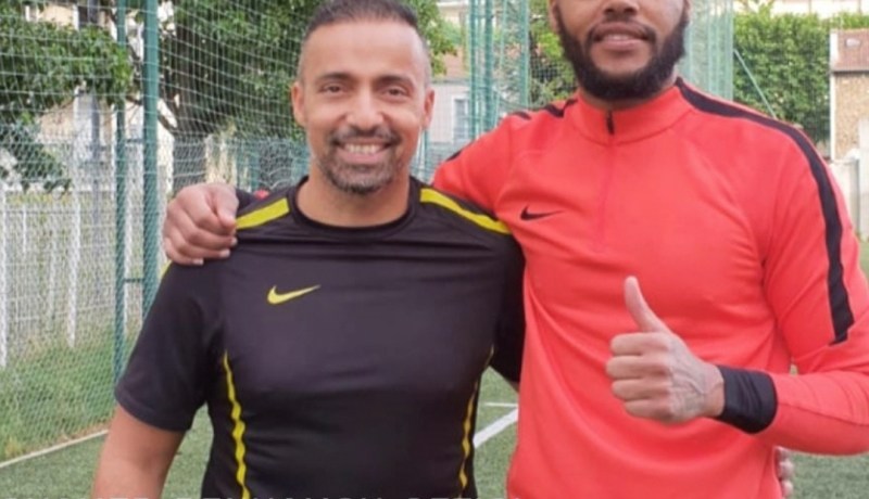 مبولحي يتدرب تحت إشراف حارس الخضر السابق