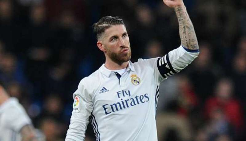 هكذا رد سيرجيو راموس على مناصر جزائري للريال عبر التويتر