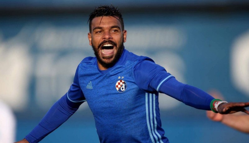 سوداني يمنح جرعة “أوكسجين” لمدرب “دينامو زغرب” !