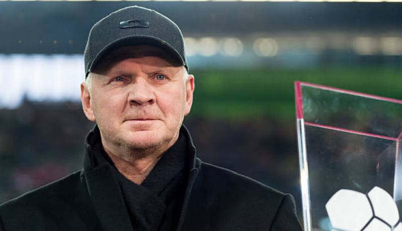 ستيفان إيفنبيرغ : أتوقع الأسوء من أنشيلوتي