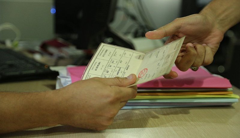 بطاقات رمادية إلكترونية للسيارات الجديدة بداية من مارس