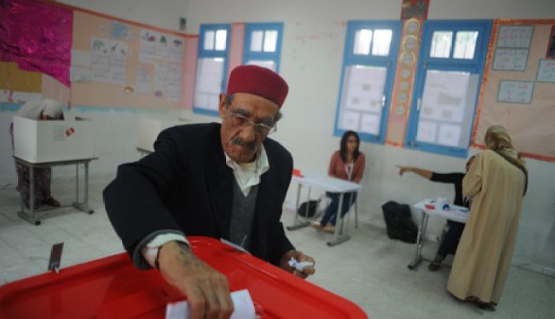 الإعلان عن النتائج الأولية للانتخابات الرئاسية صباح غد الثلاثاء في تونس
