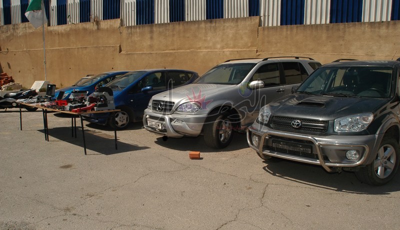 فتاة ضمن عصابة لسرقة المركبات بحي النجمة في وهران