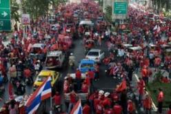 رئيس الوزراء التايلندي يوافق على لقاء المتظاهرين