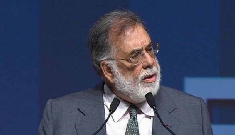 بالفيديو مخرج The Godfather يدافع عن الأسلام ويستشهد بسورة الفاتحة
