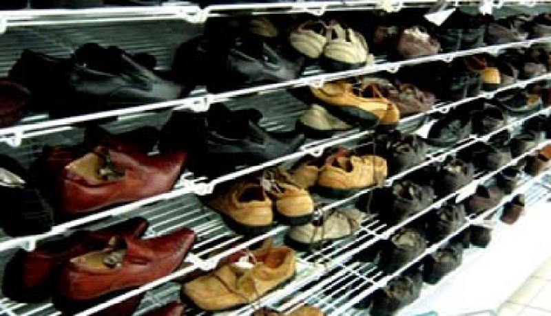 حجز 712 زوج أحذية مهربة بعين تموشنت