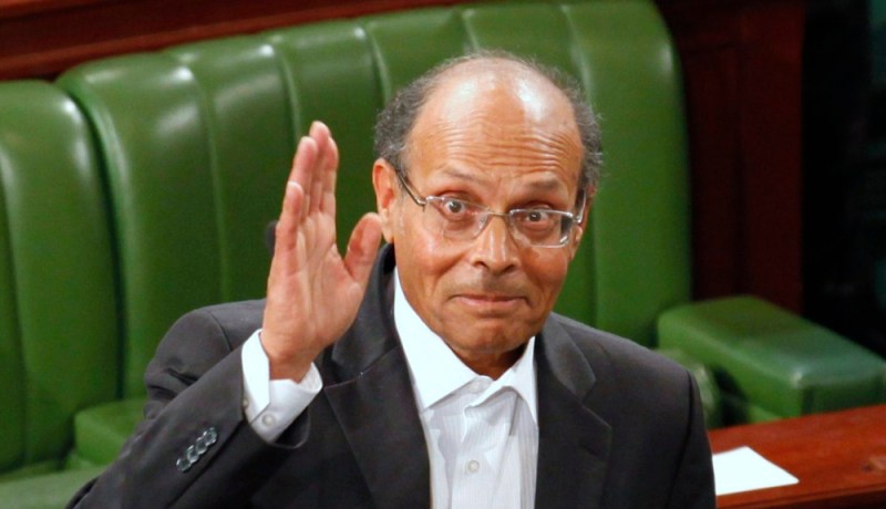 المرزوقي يهنىء السبسي بفوزه بالرئاسة