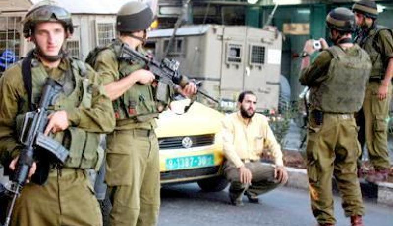 الجيش الإسرائيلي يوقف ناشطا فلسطينيا في الضفة الغربية
