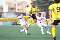 الصفراء ‬تحقق الأهم وتطمح في‮ ‬الثانية‮