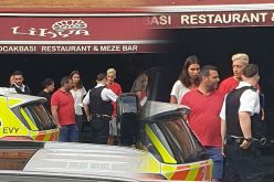 بالفيديو.. “أوزيل” يتعرض لهجوم بـ “السكاكين” في “لندن” !