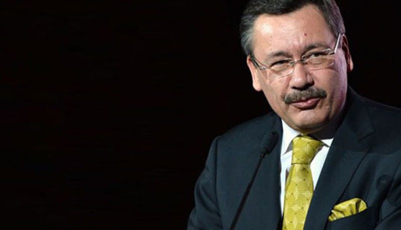 رئيس بلدية أنقرة يتهم معارضي أردوغان بالتخطيط لضرب تركيا بزلزال إصطناعي