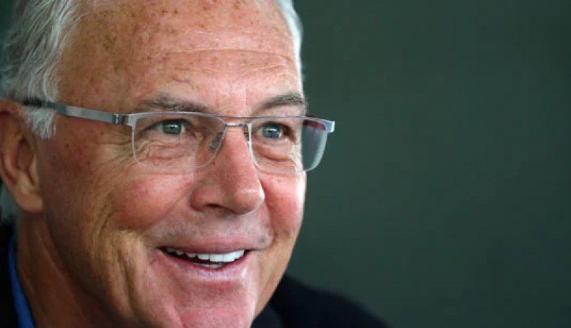 الفيفا يرفع عقوبة الإيقاف عن بكنباور