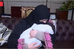 بالفيديو.. أم دارين تحتضن ابنتها المعنفة بالدموع في السعودية