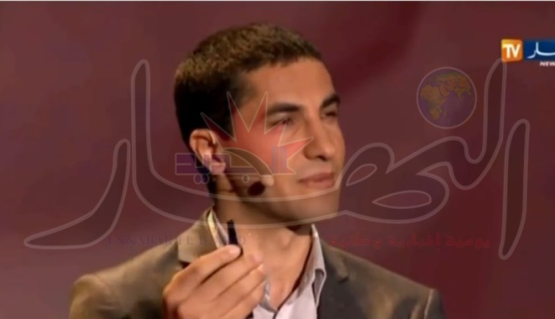 فيديو قصة نجاح الدكتور والبروفيسور الشاب عبد النور عباس مثال حي لهجرة الأدمغة