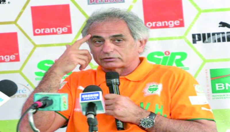 سأحسم اليوم أوغدا في‮ ‬مسألة تدريب الجزائر