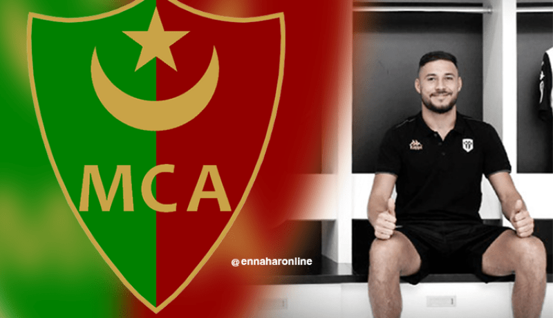 بلايلي يتفق مع “العميد” وقاسي السعيد في فرنسا من أجل ورقة تسريحه